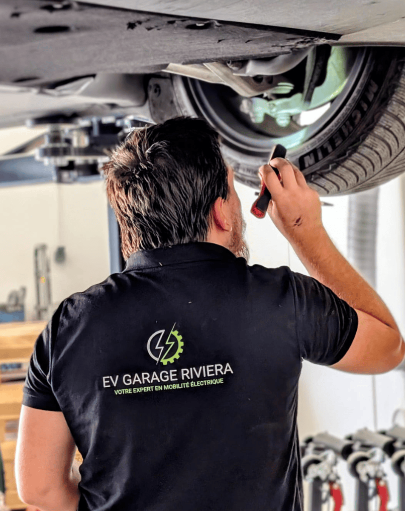 reparation batterie voiture electrique et hybride ev garage riviera specialiste